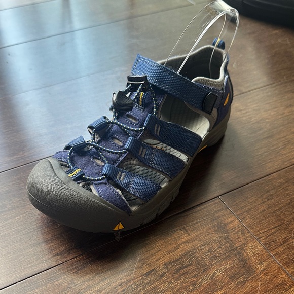 KEEN - Newport Sandals - Women's Size EU 38 - Picture 3 of 11